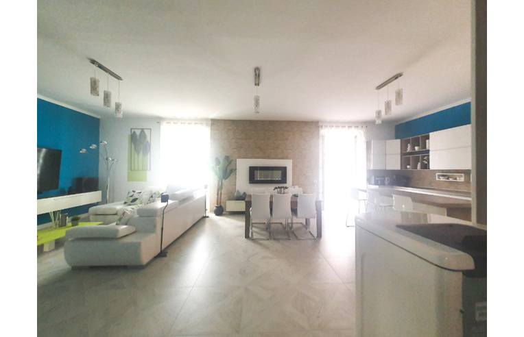3 bedrooms Apartment in Avellino, Italy No. 252987