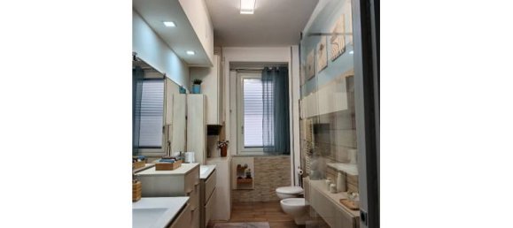 3 bedrooms Apartment in Avellino, Italy No. 252987 4