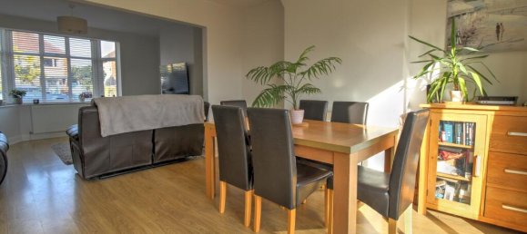 3 Schlafzimmer Haus in Worthing, United Kingdom, Nr. 10684 6
