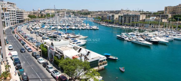 Apartamento de 3 dormitorios en Ta' Xbiex, Malta No. 9768 9