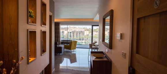 Apartamento de 3 dormitorios en Ta' Xbiex, Malta No. 9768 16