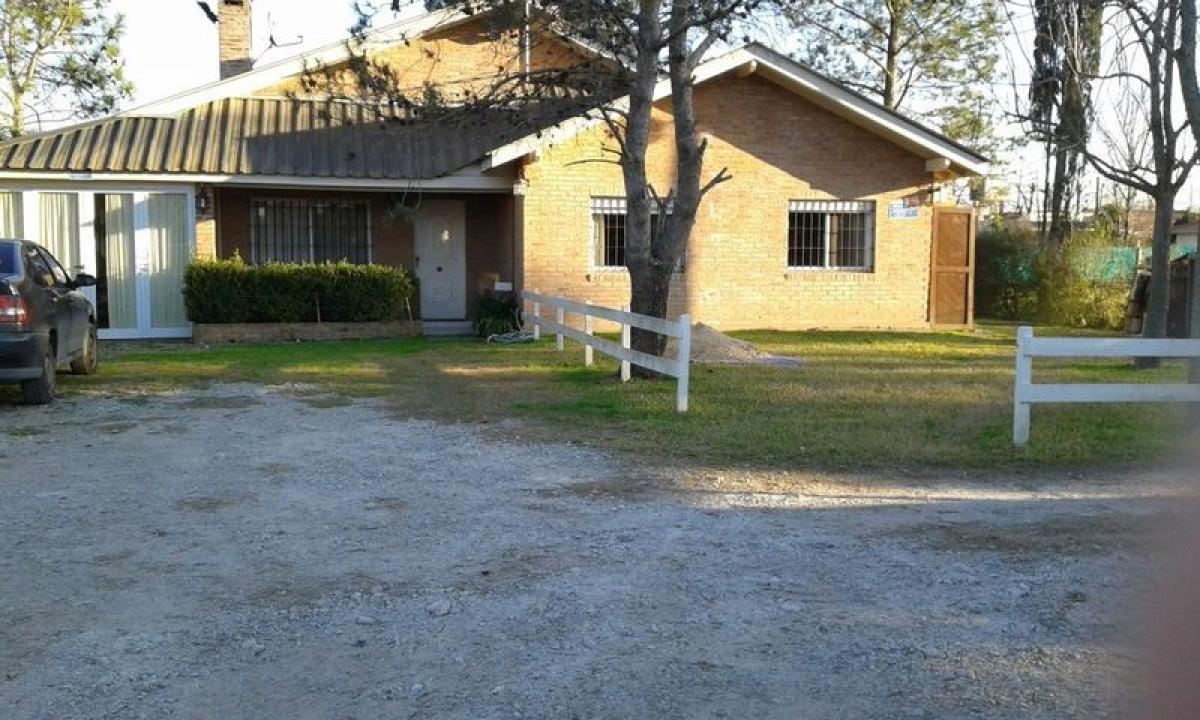 Ferme à Moreno, Argentina No. 48982