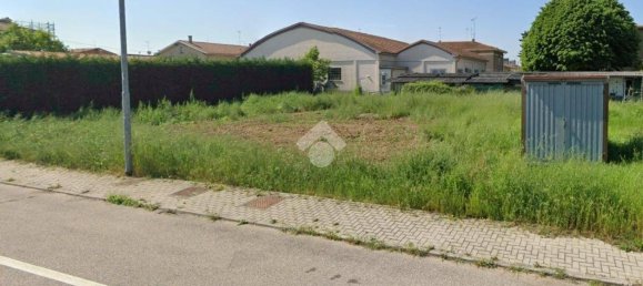 Земельный участок 520м² в Мантуя, Италия № 243722 2