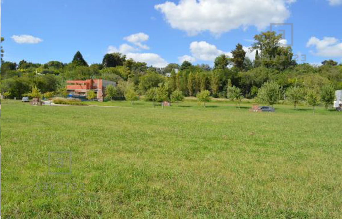 Land in Escobar, Argentina No. 118086