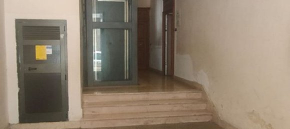 3 rooms Apartment in Foggia, Italy No. 270376 7