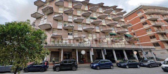 3 bedrooms Apartment in Avellino, Italy No. 9318 2