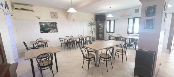 Casa de 11 divisões em Carpi, Italy N.º 61154 16