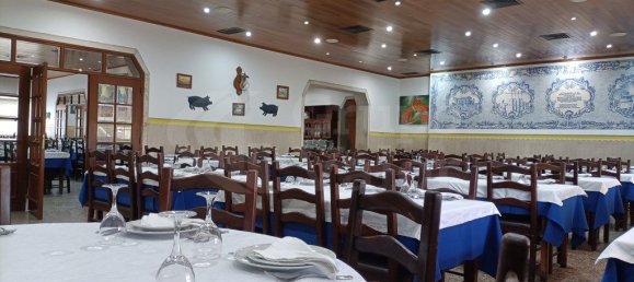 420m² Commercial property in Sintra, Portugal No. 182690 11