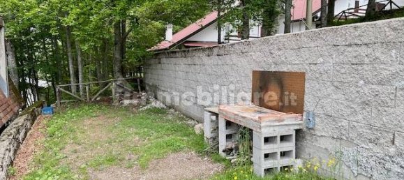 Apartamento de 3 dormitorios en Abetone Cutigliano, Italy No. 201896 3