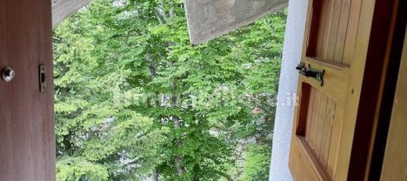 Apartamento de 3 dormitorios en Abetone Cutigliano, Italy No. 201896 8