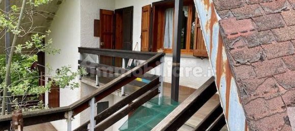 Apartamento de 3 dormitorios en Abetone Cutigliano, Italy No. 201896 5