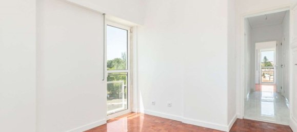 3 bedrooms Apartment in Cascais, Portugal No. 67019 16