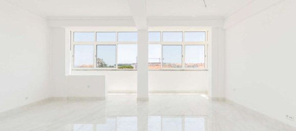 3 bedrooms Apartment in Cascais, Portugal No. 67019 4