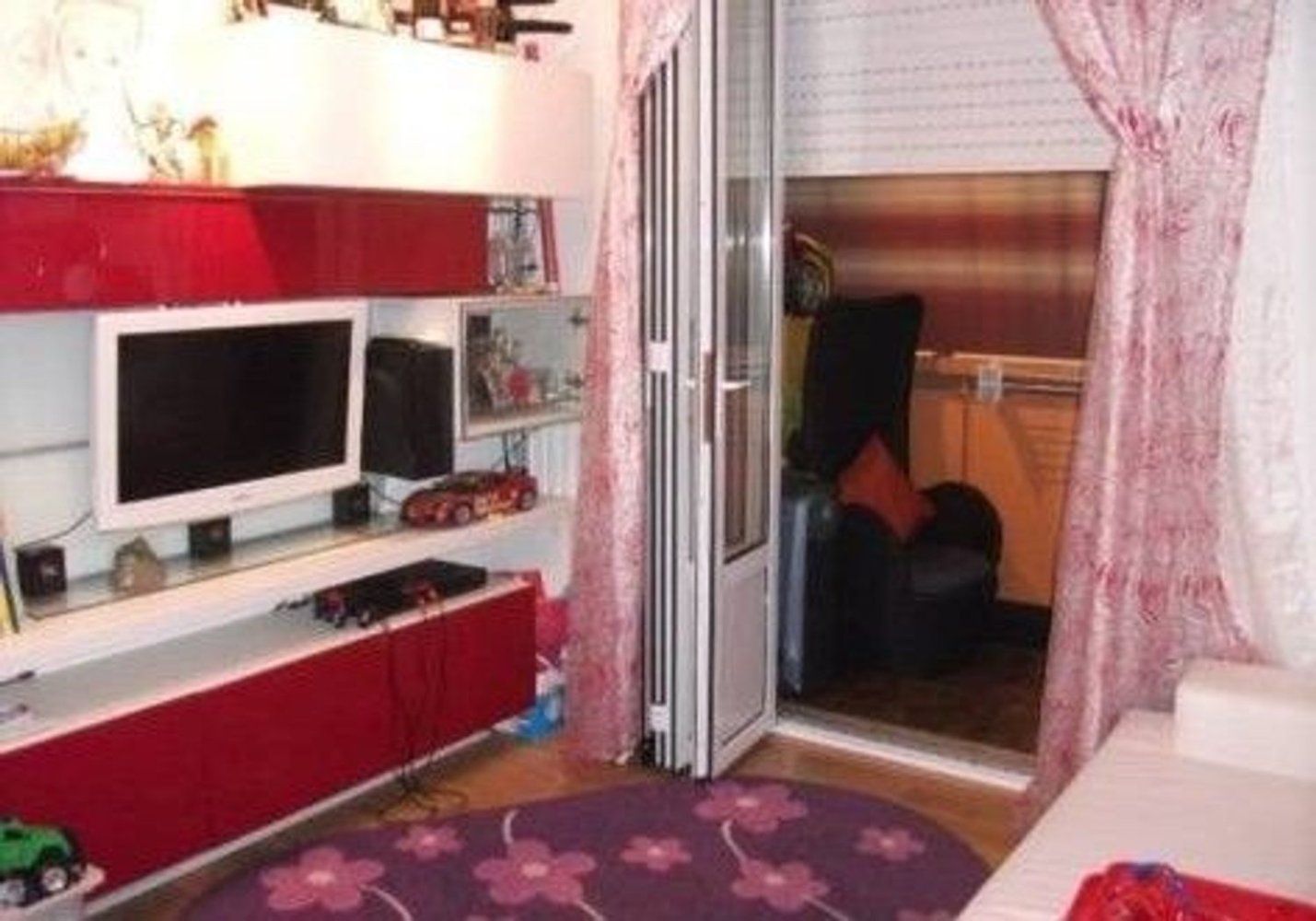 Apartamento de 2 habitaciónes en Monza, Italy No. 277823