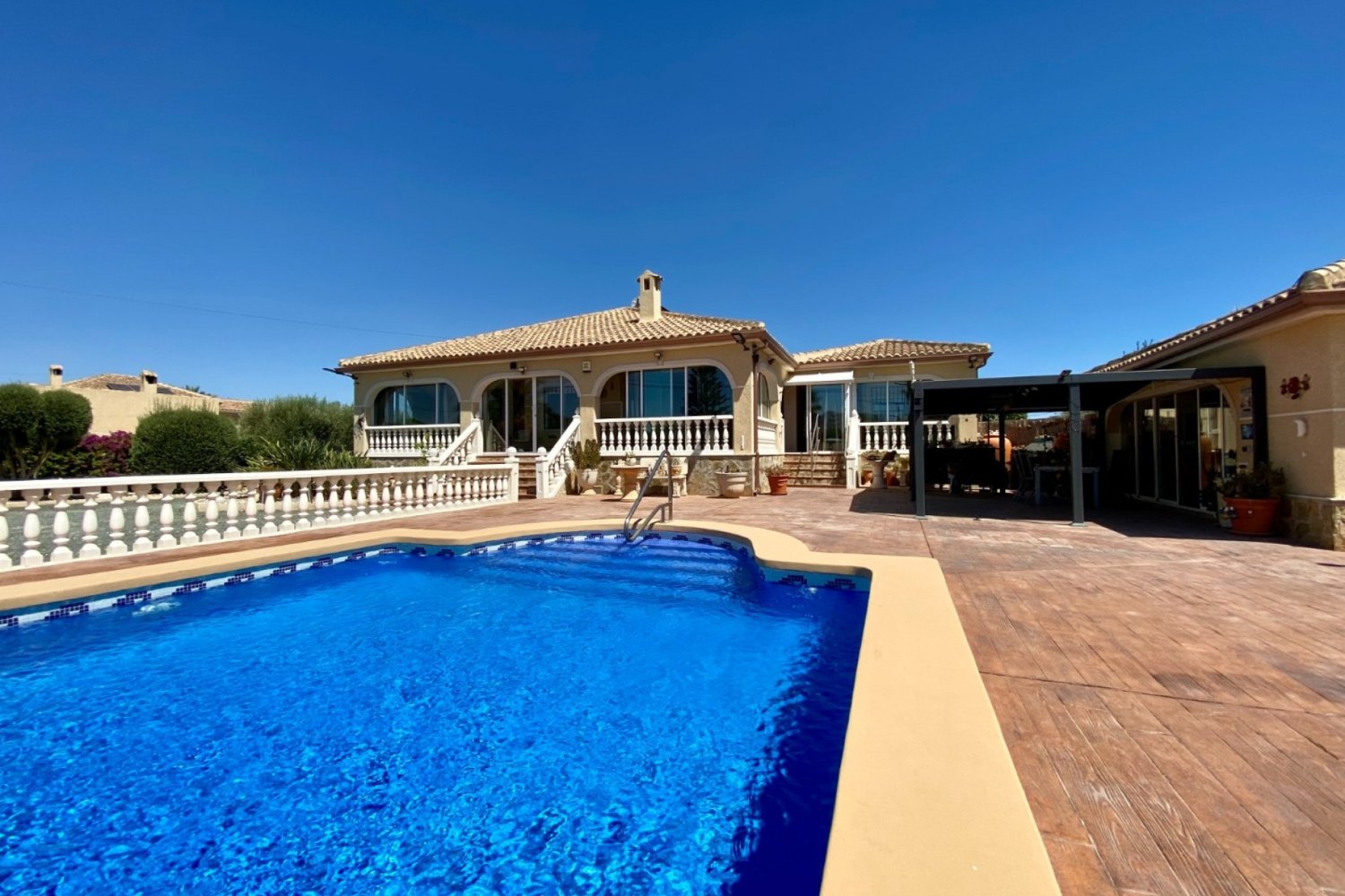 4 bedrooms House in Catral, Spain No. 198224