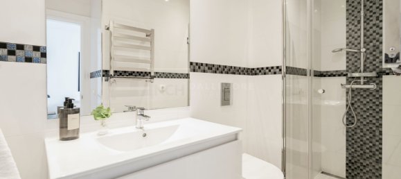 3 bedrooms Penthouse in Marbella, Spain No. 24098 27