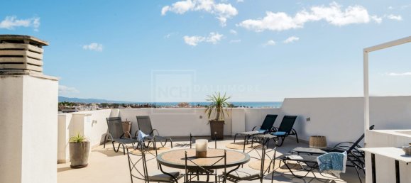 3 bedrooms Penthouse in Marbella, Spain No. 24098 33
