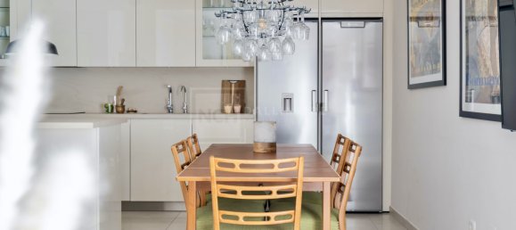 3 bedrooms Penthouse in Marbella, Spain No. 24098 15