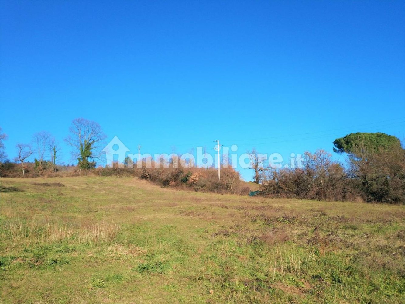 Terreno en Manziana, Italy 7360 m² No. 343358