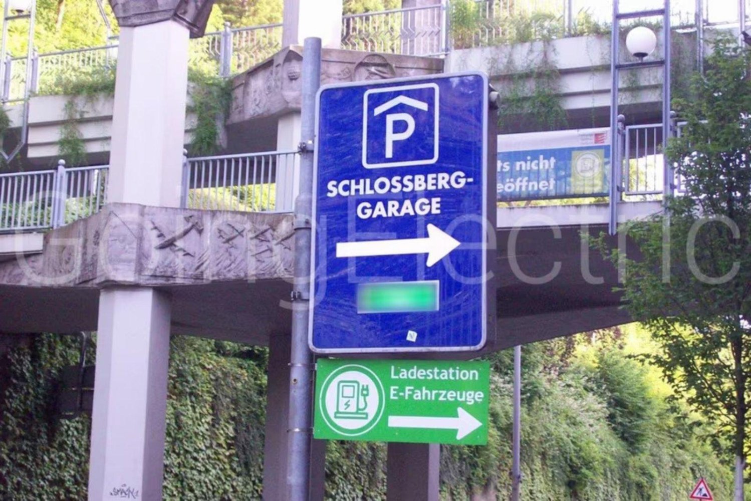  Parking in Freiburg im Breisgau, Germany No. 341236