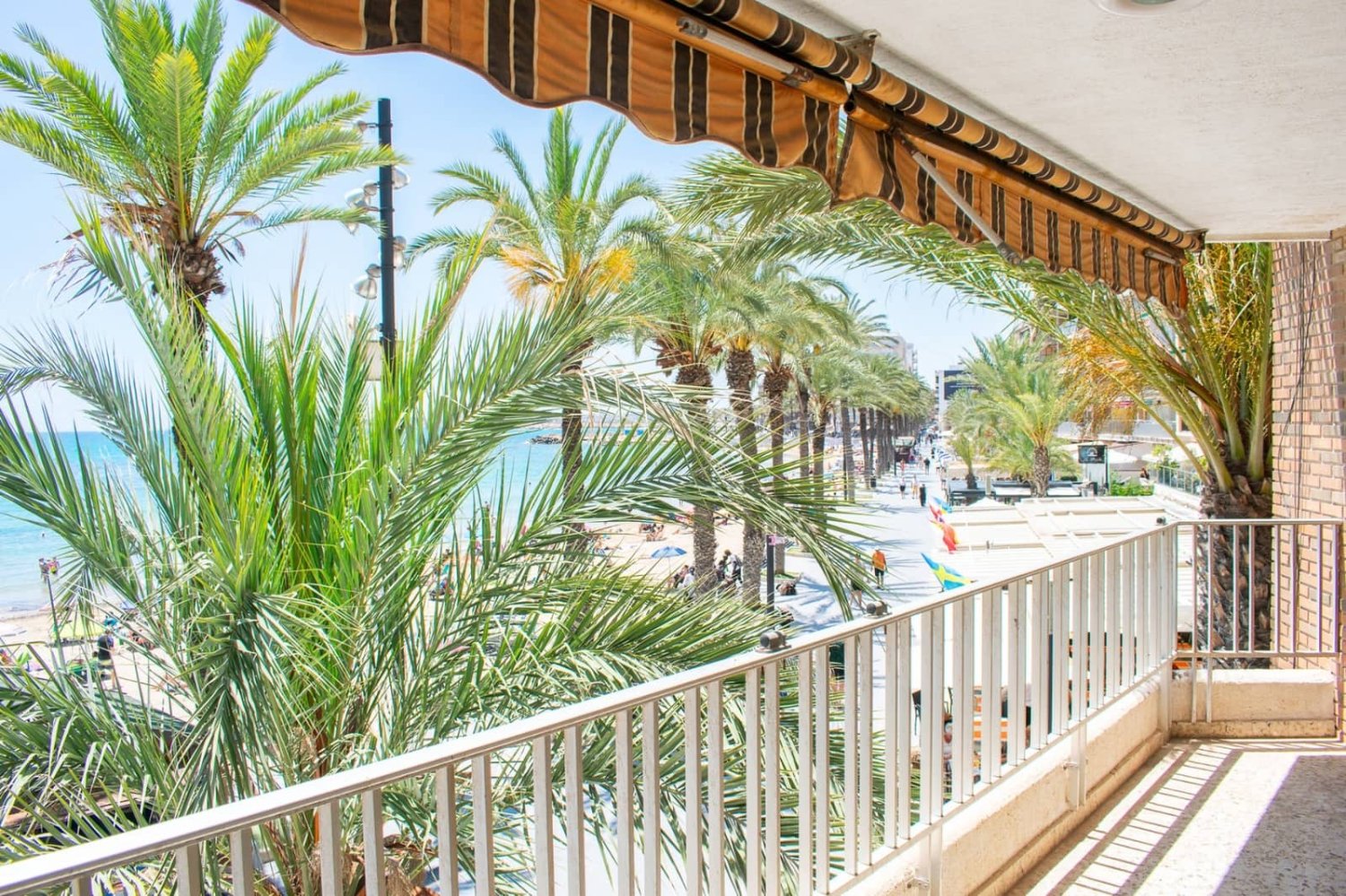 3 غرف نوم شقة في Torrevieja, Spain رقم 196597