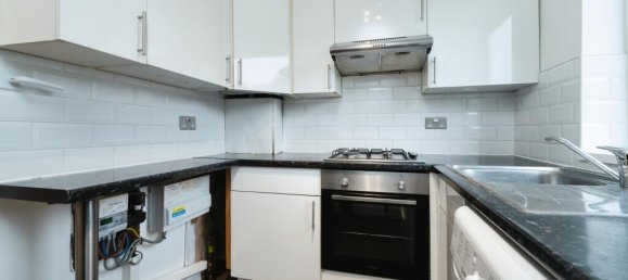 Duplex independente T2 em Kenley, United Kingdom N.º 8047 3