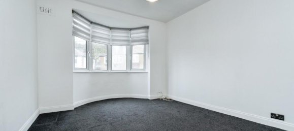 Duplex independente T2 em Kenley, United Kingdom N.º 8047 9