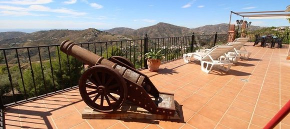 7 bedrooms House in Frigiliana, Spain No. 106585 36