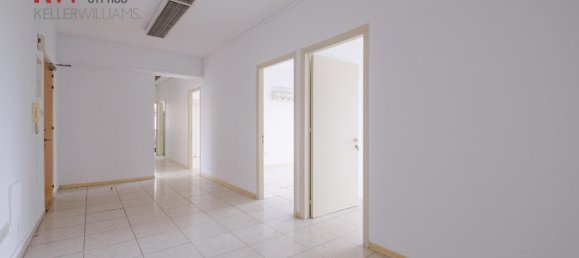 Офис 184м² в Никосия, Кипр № 26007 8