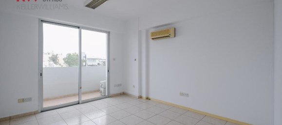 Офис 184м² в Никосия, Кипр № 26007 2
