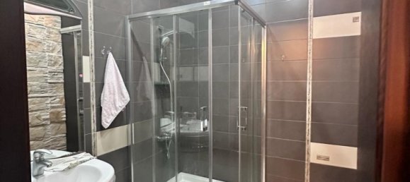 3 bedrooms Apartment in Baku, Azerbaijan No. 1752 6