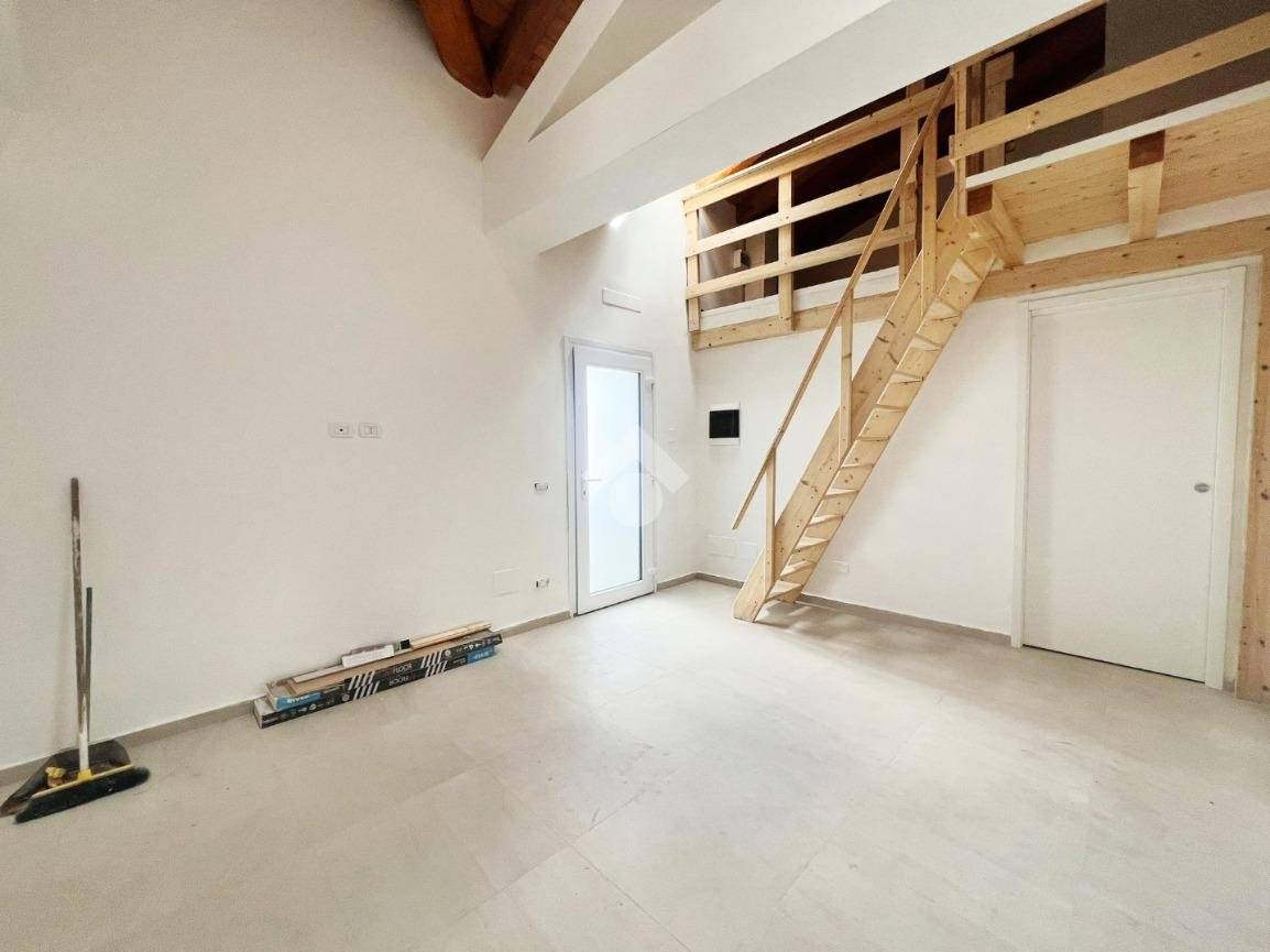 1 bedroom Apartment in Seregno, Italy No. 324826