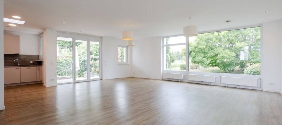 7 bedrooms Bungalow in Frankfurt am Main, Germany No. 340229 5