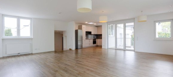 7 bedrooms Bungalow in Frankfurt am Main, Germany No. 340229 7