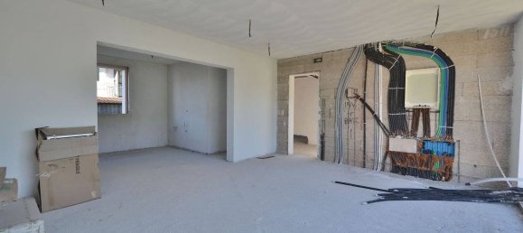 4 bedrooms Villa in Cassola, Italy No. 56967 6