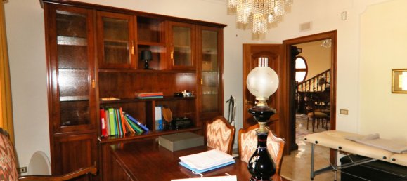 7-Zimmer Villa in Eboli, Italy, Nr. 163901 37