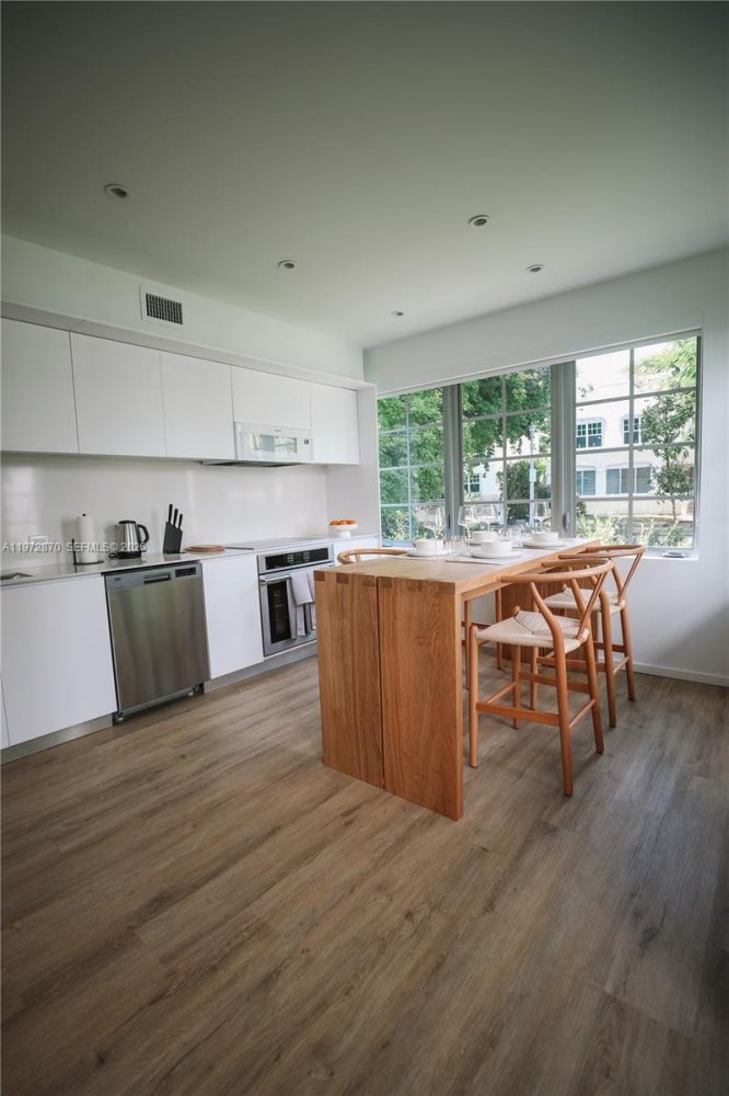 1 dormitorio propiedad comercial en alquiler en Miami, Miami-Dade, Florida, USA № 615374