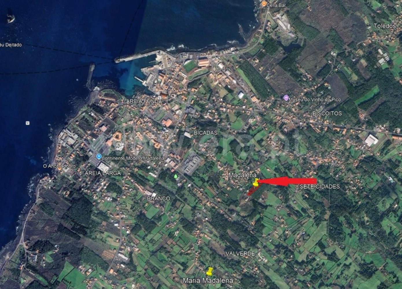 150m² Land in Madalena, Portugal No. 295248