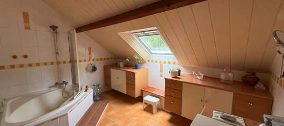 4 bedrooms House in Issancourt-et-Rumel, France No. 332065 7