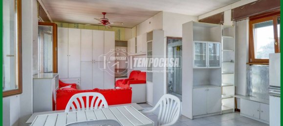 1 bedroom Apartment in Varese, Italy No. 291577 7