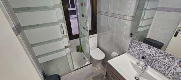 3 bedrooms Apartment in Castellon de la Plana, Spain No. 171954 12