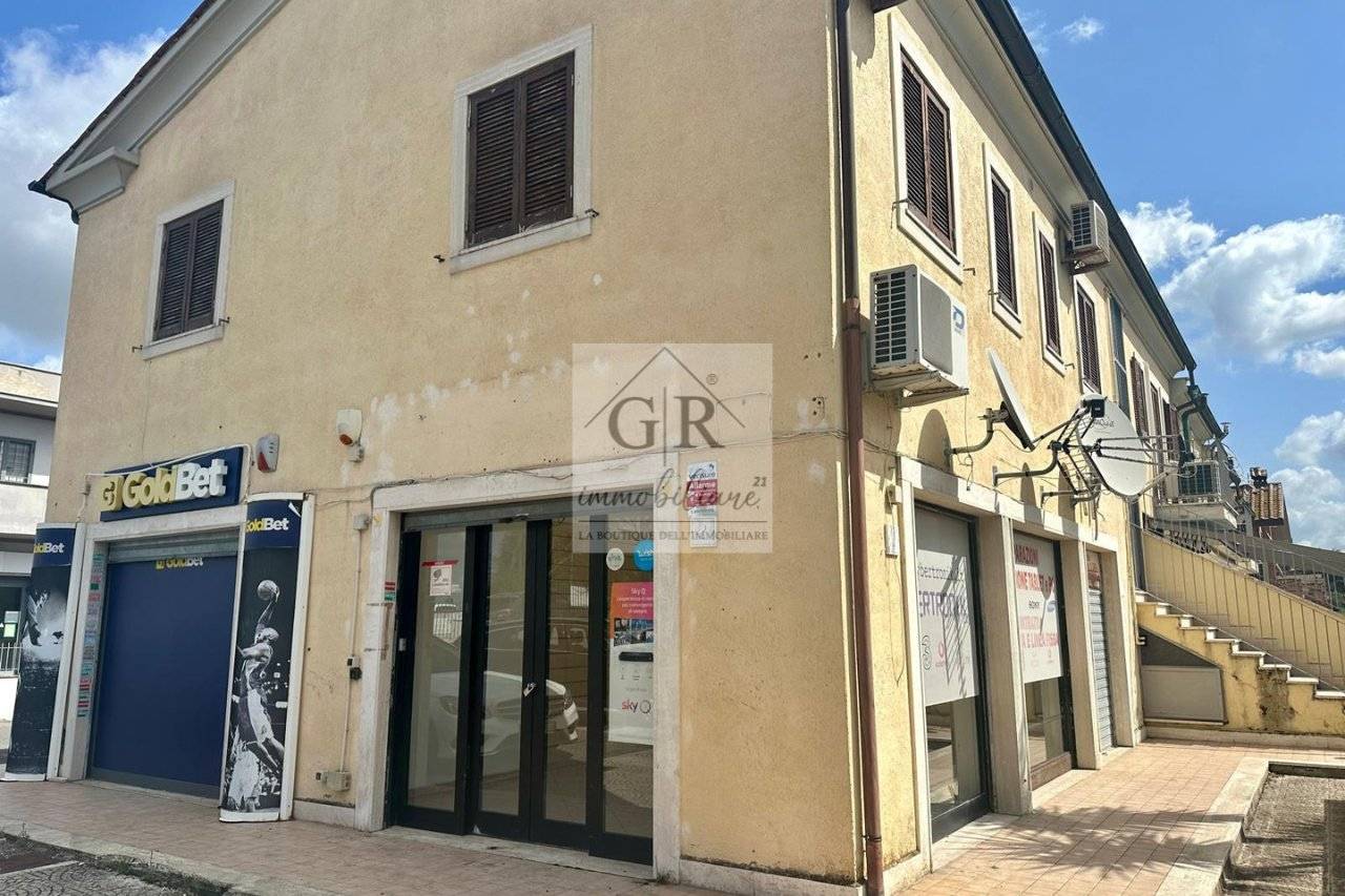 2غرفة عقار تجاري في Rome, Italy رقم 345898