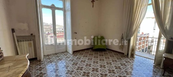 3 bedrooms Apartment in Naples, Italy No. 189703 8