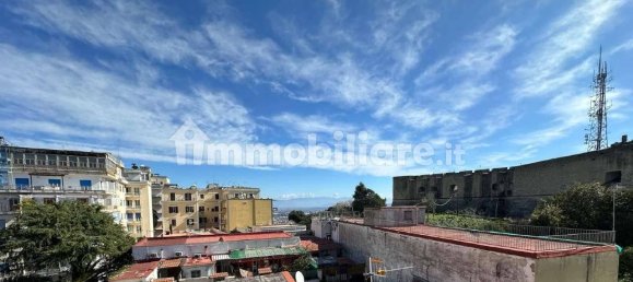 3 bedrooms Apartment in Naples, Italy No. 189703 4