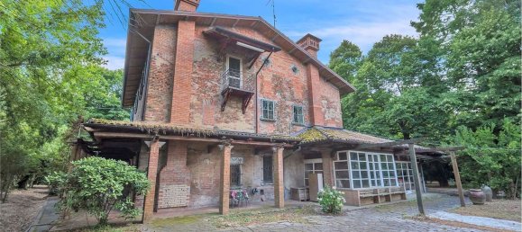 14 rooms House in Campogalliano, Italy No. 295669 27