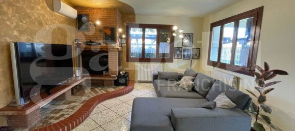 3 bedrooms Villa in Monte San Pietro, Italy No. 222499 11