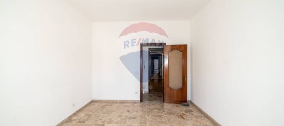 5 Schlafzimmer Wohnung in Belpasso, Italy, Nr. 370027 4