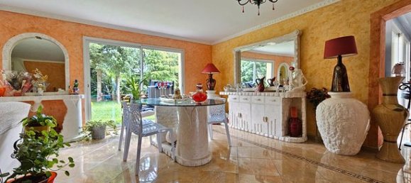 4 bedrooms House in Seine-Maritime, France No. 353007 8