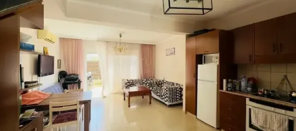 2 bedrooms Villa in Germasogeia, Cyprus No. 4560 3