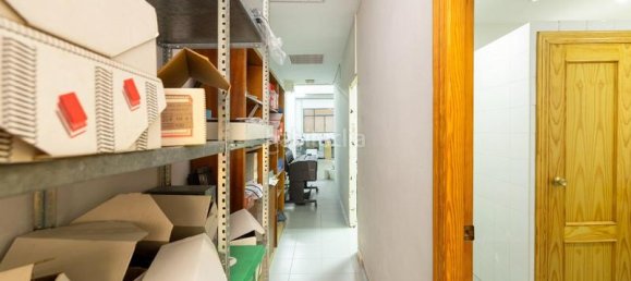 360m² Commercial property in Granada, Spain No. 24416 16